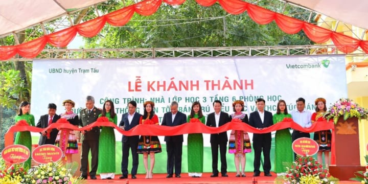 Công ty tổ chức lễ khánh thành tại Yên Bái | Vietcombank khánh thành công trình lớp học tại Yên Bái