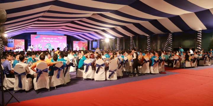 Tất niên I công ty tổ chức tiệc tất niên giá rẻ tại Nam Định